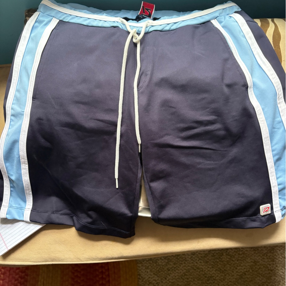 Athletic trunks